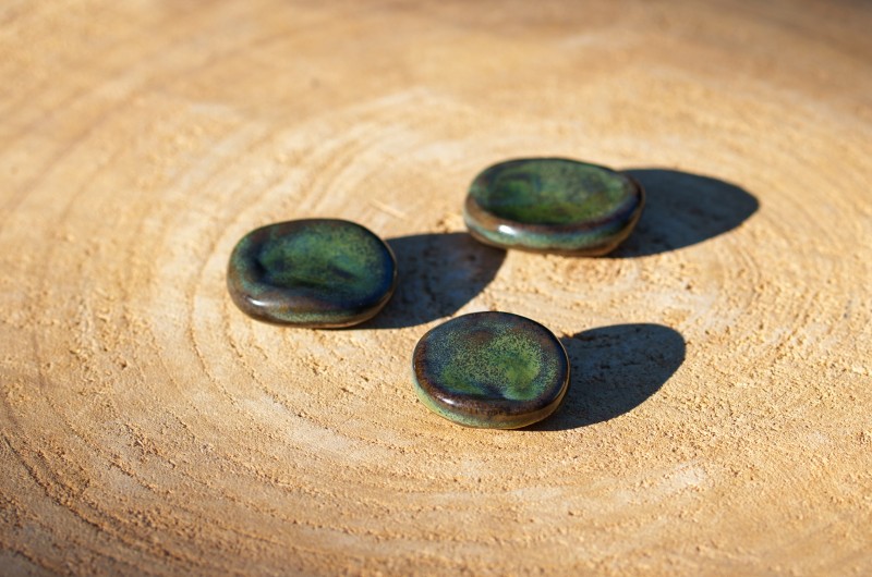 Worry Stone en céramique - vert émeraude